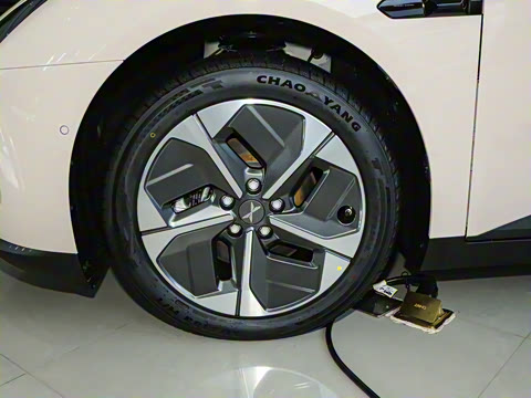 2025�� 620 �������� Plus