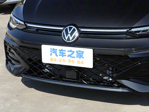 2025�� 300TSI R-Line