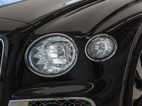 2024�� 4.0T V8 Mulliner