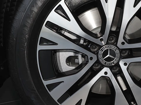 2025�� �Ŀ� GLA 220