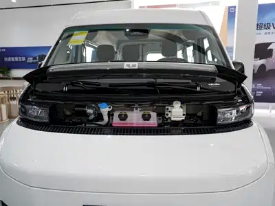 远程超级VAN 2025款 智富版中轴中顶68kWh宁德时代 远程 2/61张图片大全_汽车细节图库-汽车之家