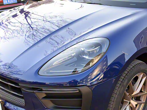 2022�� Macan 2.0T