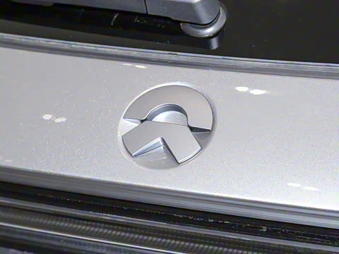 2025�� 75kWh Touring