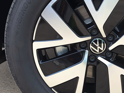 2025�� �Ŀ� ������ 300TSI