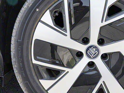 2025�� EV 670KM�����״�������