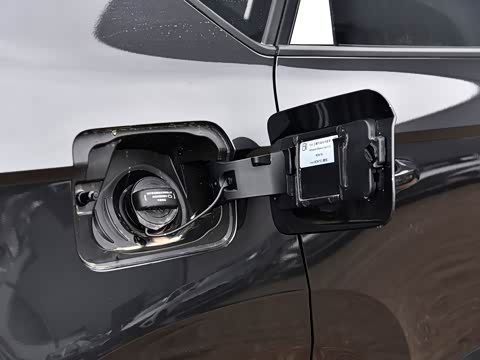 2025�� 280TSI �ֶ�����Plus��