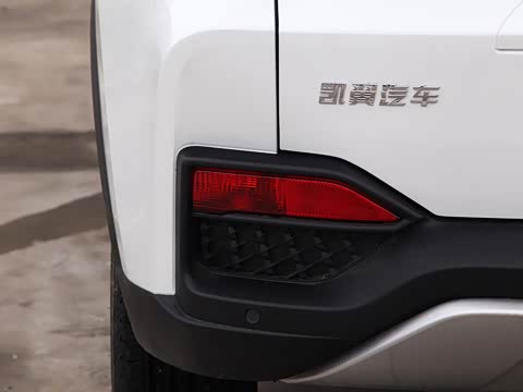 2020�� 1.5L �ֶ���