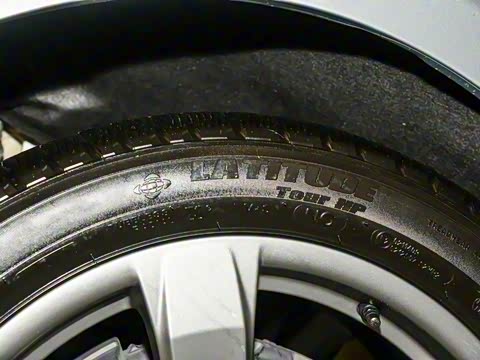 2025�� Macan 2.0T ���ΰ�