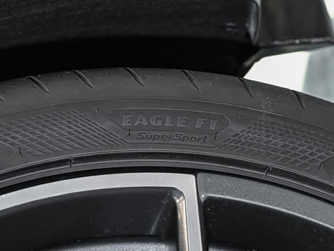 2025�� 2.0T DCT Turbo SE