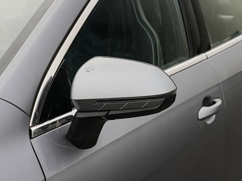 2025�� EV 510KM ���а�