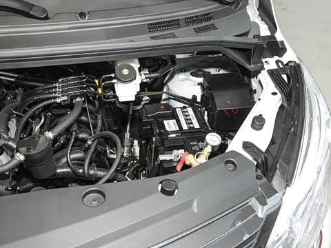 2024�� 2.0L �ֶ��м�Ӫ�˾�Ӣ��CNG 7��