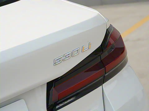 2022�� �Ŀ�� 530Li ������ M�˶���װ