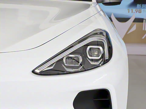 2025�� 688MAX 160kW