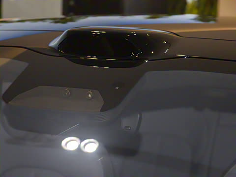 2025�� 75kWh Touring