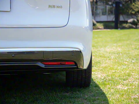 2025�� ���� Ultra�� 53.4kWh 5����