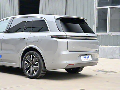 2025�� Max ���ܻ��°�