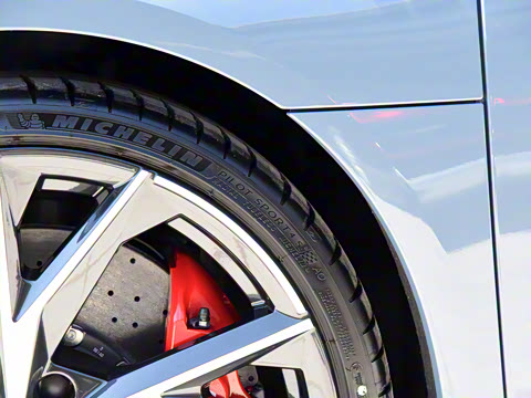 2022�� V10 Coupe performance