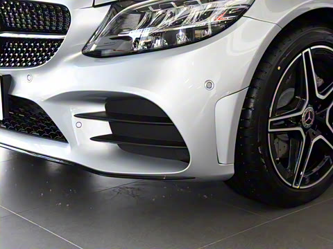 2022�� �Ŀ� C 260 ���ܳ�