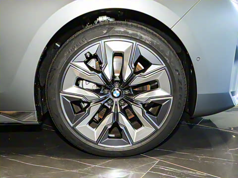 2023�� 740Li ������ ������װ