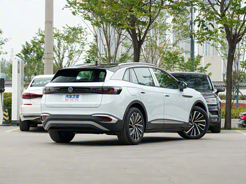 2022�� ������������