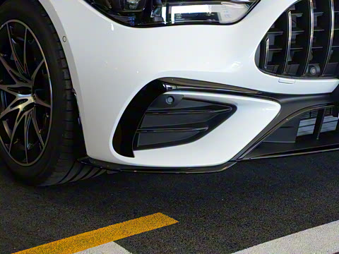 2025�� AMG CLE 53 4MATIC+ ���ܳ�