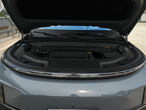 2025�� Ultra ���ܻ��°�