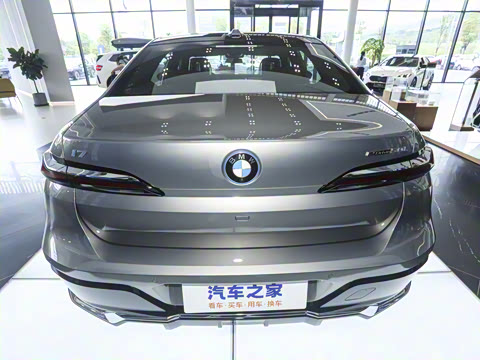 2023�� eDrive50L ����M�˶���װ