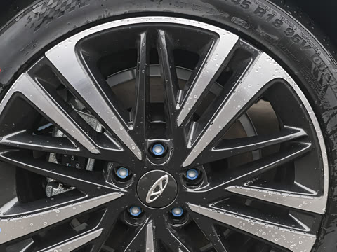 2025�� 2.0T DCT��