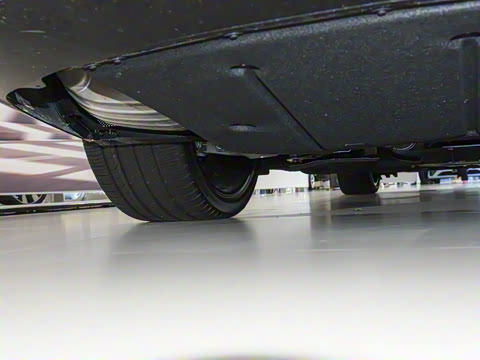 2024�� 4.0T V8 Mulliner