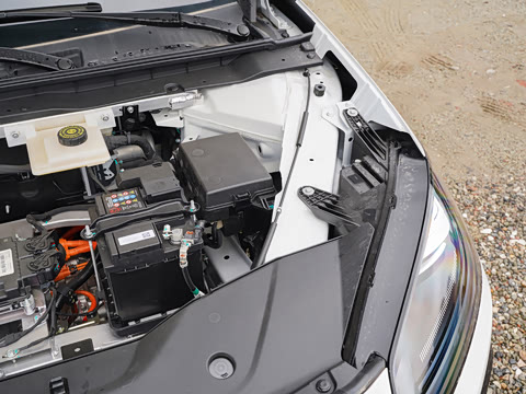 2025�� 650 ������