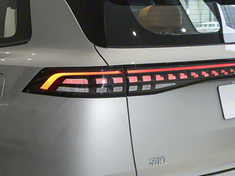 2025�� 210Ultra���Ȱ� 5��