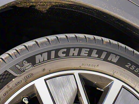 2025�� 180km Ultra ������