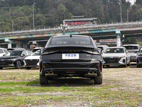 2025�� 2.0T �Զ���+