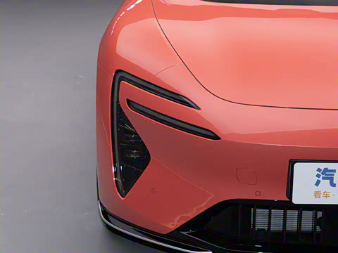 2025�� Ultra�����