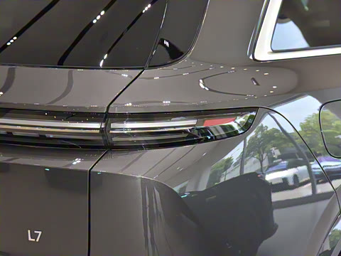 2025�� Pro ���ܻ��°�