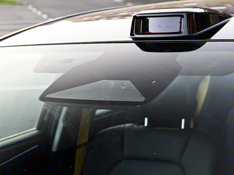 2025�� 550 PRO���а�