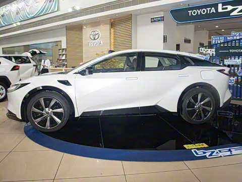 2025�� 630 PRO���а�