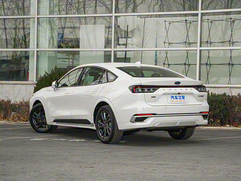 2025�� 1.5T EcoBoost E �춯 ������