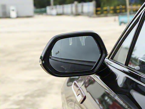 2025�� 117km ��ΪPLUS��