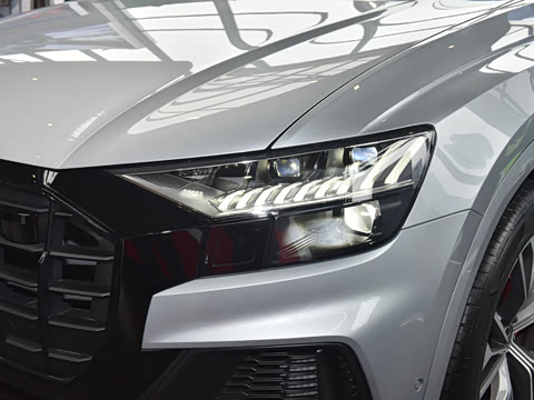 2023�� 55 TFSI ����������