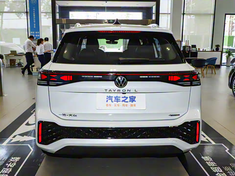 2025�� ̽��L 380TSI ��������