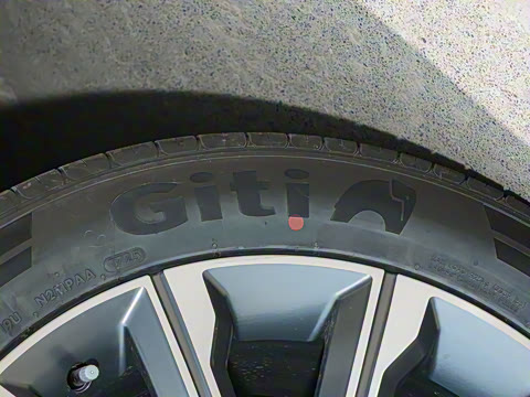 2025�� 2.0T ��������� 5��