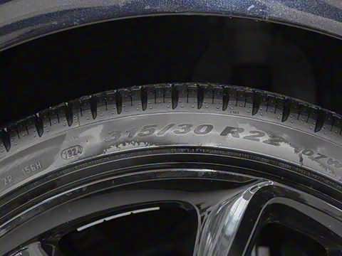 2024�� GT V8 Edition 8