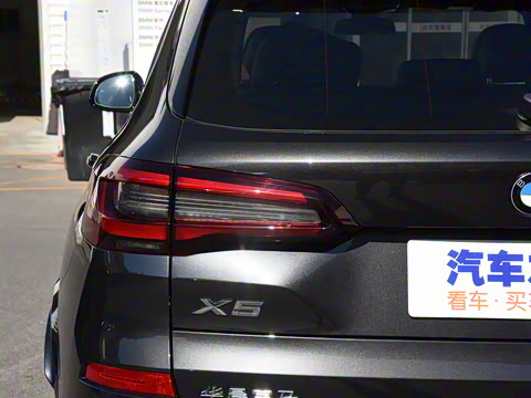 2022�� �Ŀ� xDrive 40Li M�˶���װ