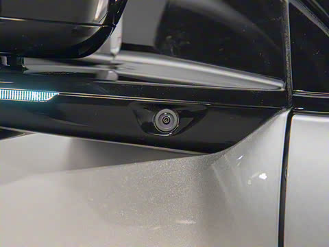 2025�� 702 �������� Ultra