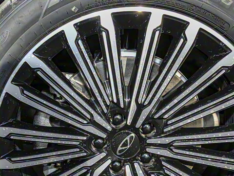 2025�� 1.5T 106KM������ 5�� �������