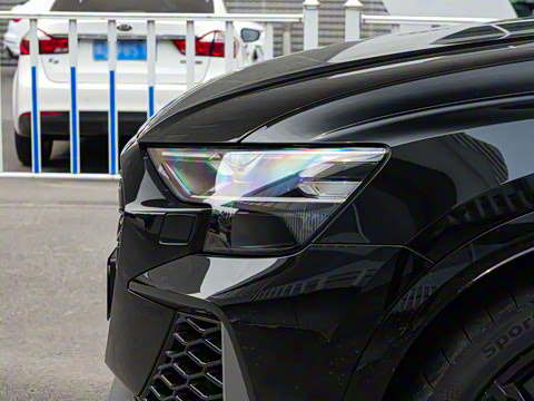 2025�� RS Q8 4.0T performance