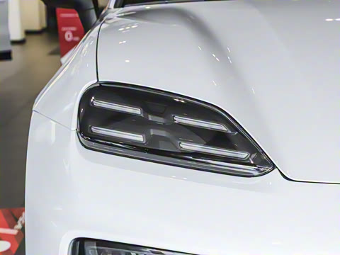 2024�� Macan ��������