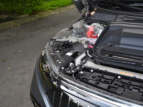 2023�� AMG EQS 53 4MATIC+