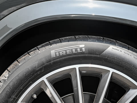 2025�� �Ŀ� GLE 450 4MATIC ������